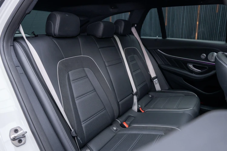 Vehicle Image 45