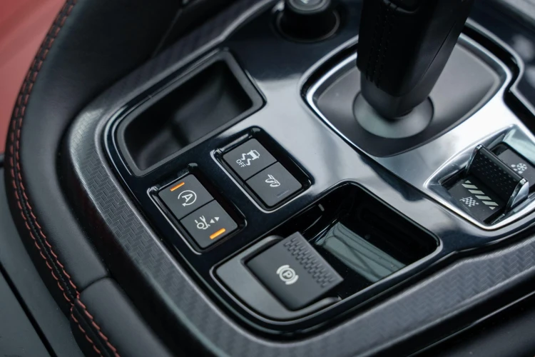 Vehicle Image 37