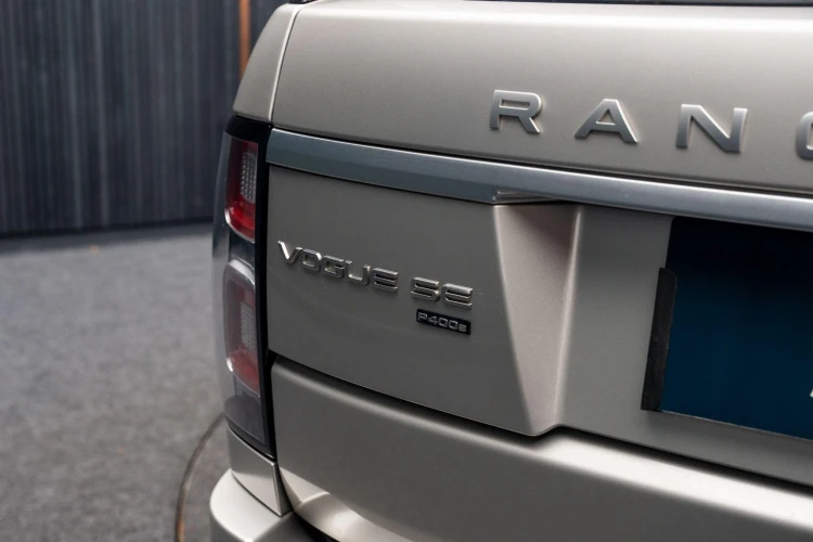 Vehicle Image 30