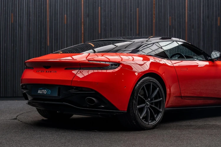 Vehicle Image 21