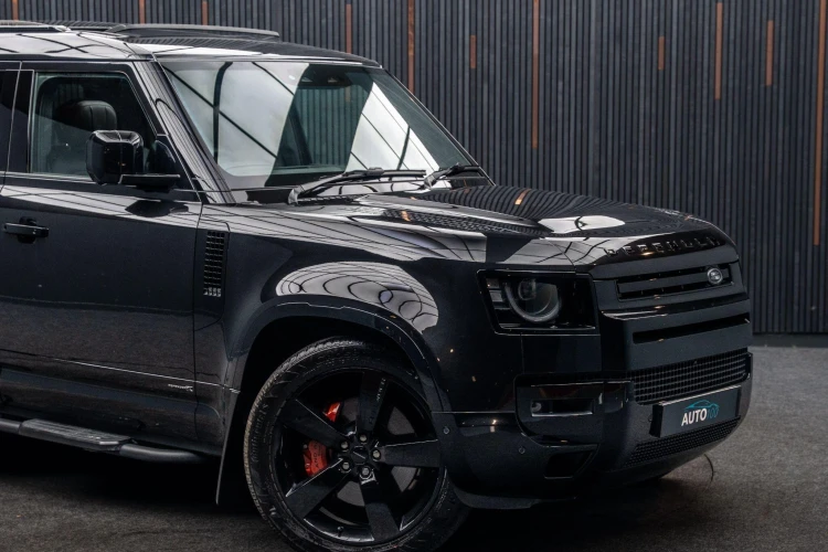 Vehicle Image 9