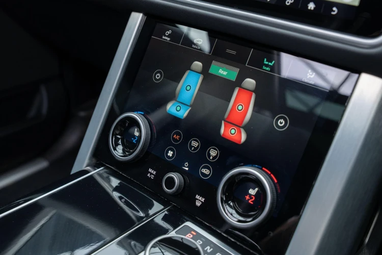 Vehicle Image 11