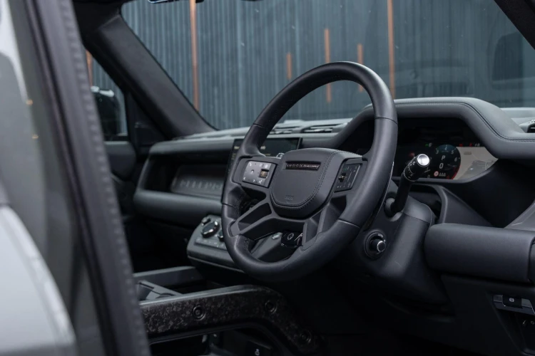 Vehicle Image 11