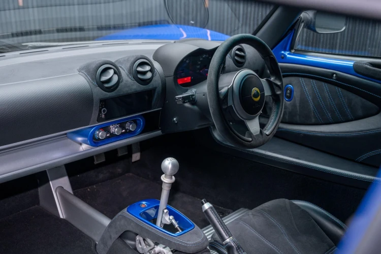 Vehicle Image 20