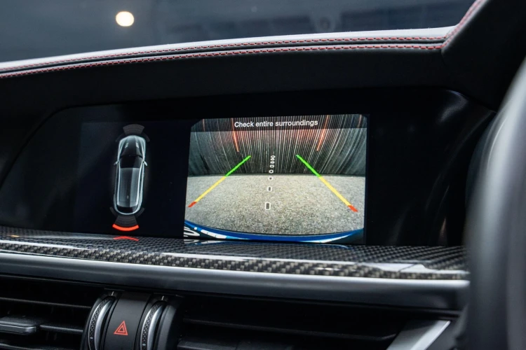 Vehicle Image 13