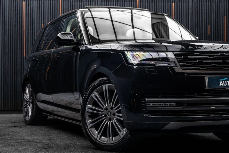 Vehicle Image 7