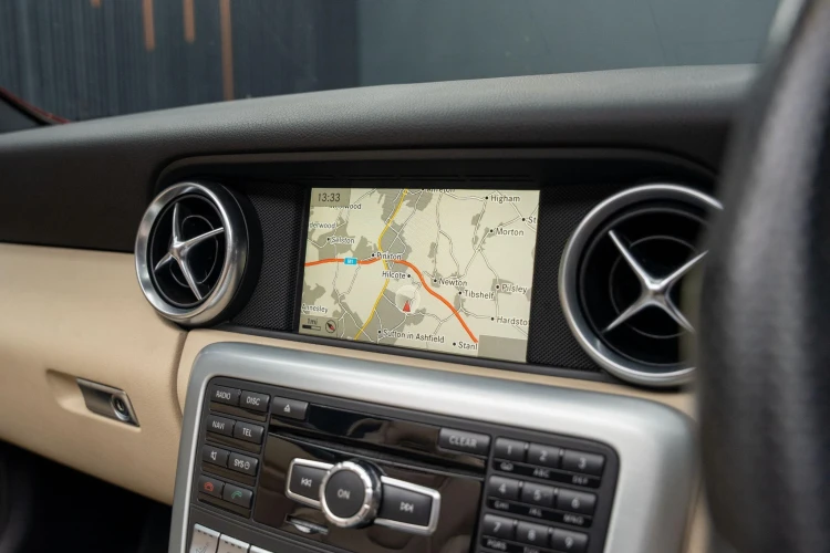 Vehicle Image 8