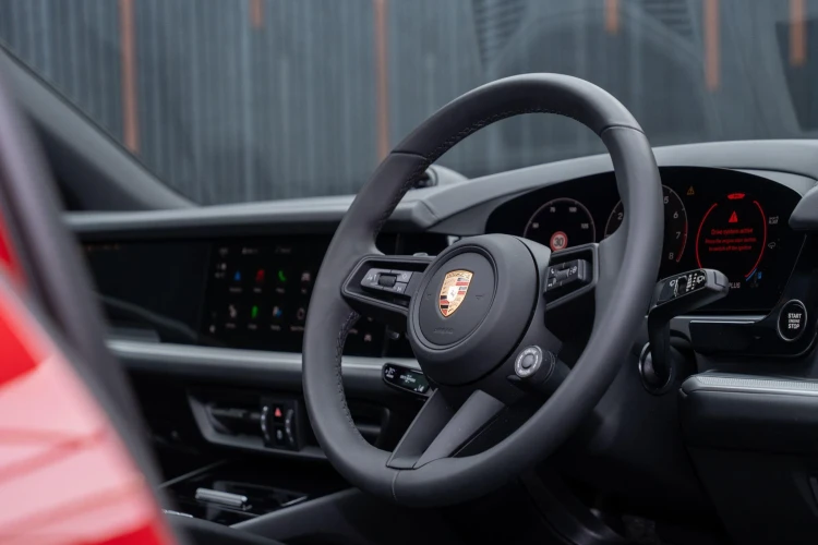 Vehicle Image 31