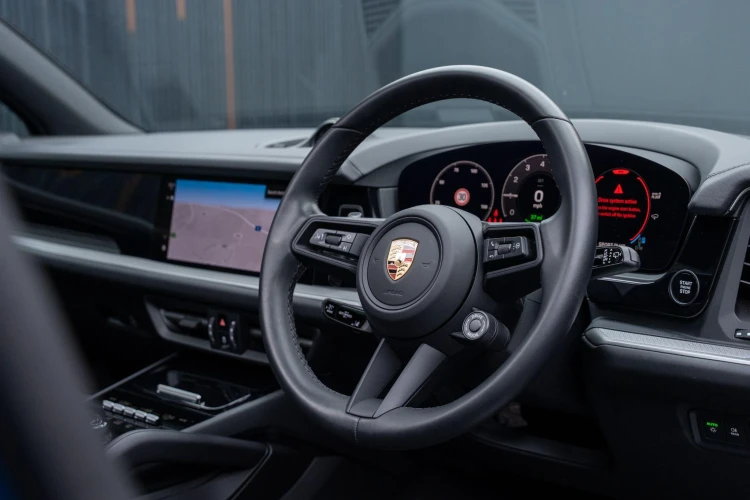 Vehicle Image 36