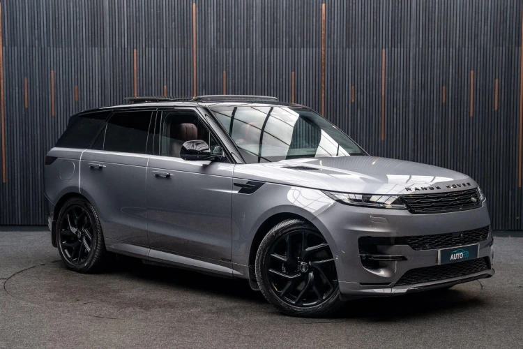 Vehicle Image 5