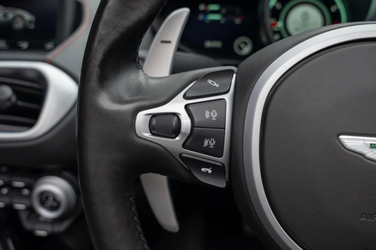 Vehicle Image 23