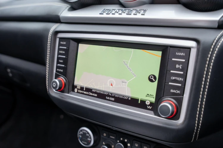 Vehicle Image 13
