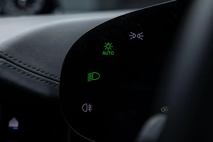 Vehicle Image 37