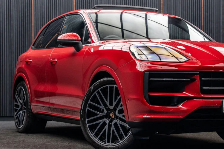 Vehicle Image 7