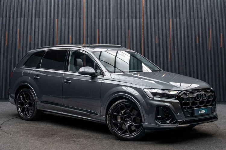 Vehicle Image 15