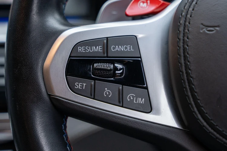 Vehicle Image 36