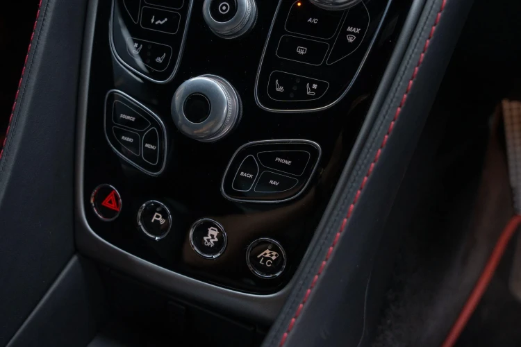 Vehicle Image 41