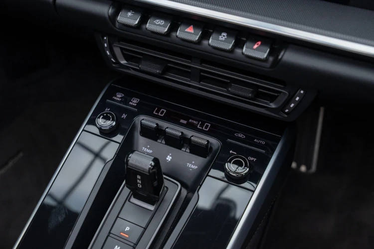 Vehicle Image 36