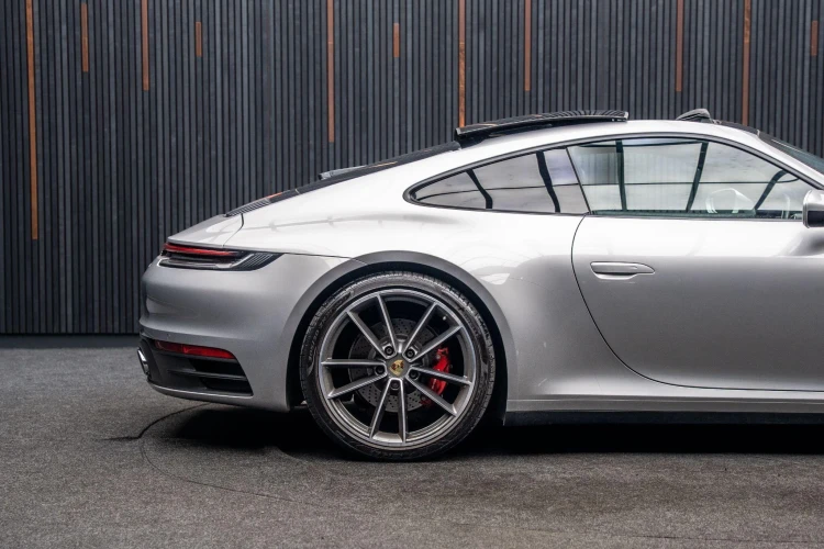 Vehicle Image 20