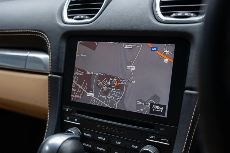 Vehicle Image 10
