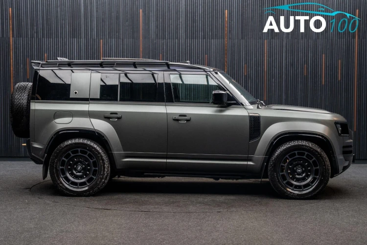 Vehicle Image 9