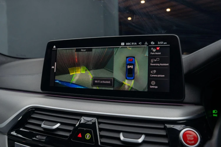 Vehicle Image 5