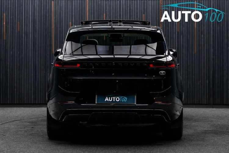Vehicle Image 9