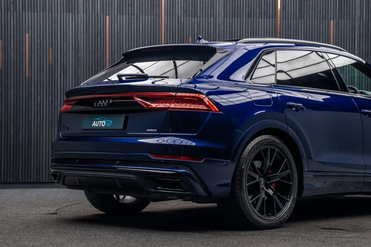 Vehicle Image 21