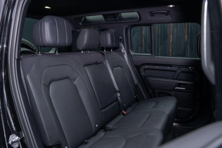 Vehicle Image 14