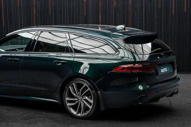 Vehicle Image 13
