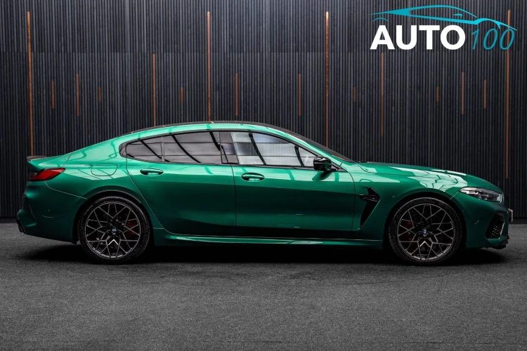 Vehicle Image 8