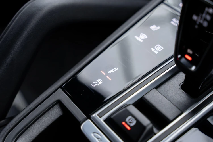 Vehicle Image 30