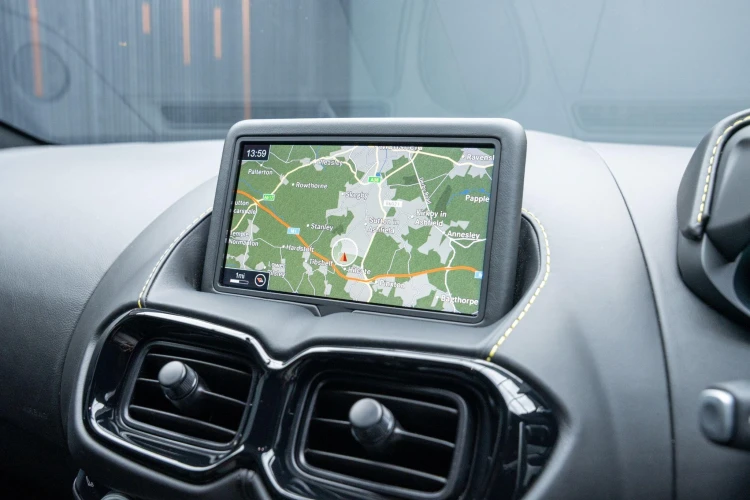 Vehicle Image 8
