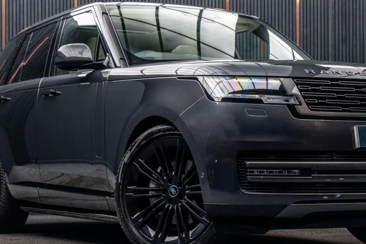 Vehicle Image 11