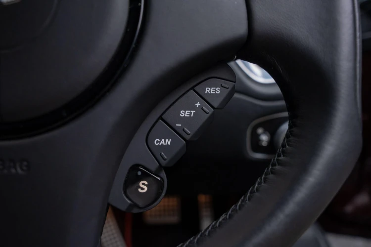 Vehicle Image 35
