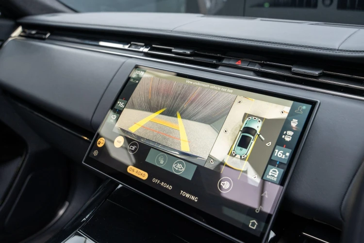 Vehicle Image 10