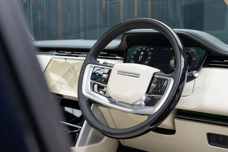 Vehicle Image 36