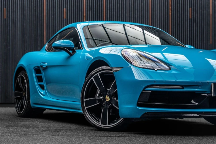 Vehicle Image 7