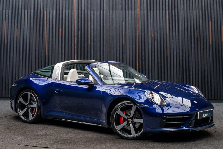 Vehicle Image 7