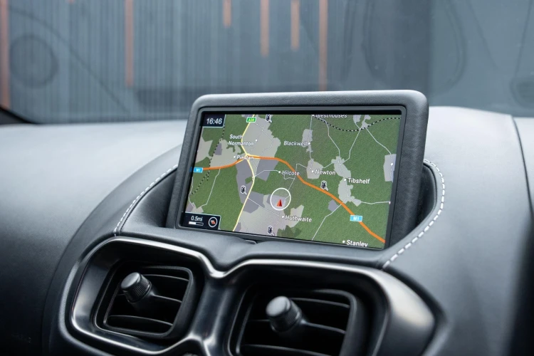 Vehicle Image 8