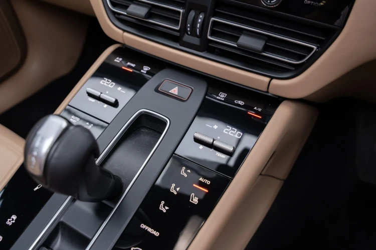 Vehicle Image 31