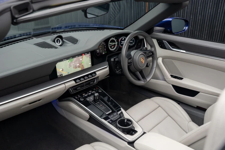 Vehicle Image 40