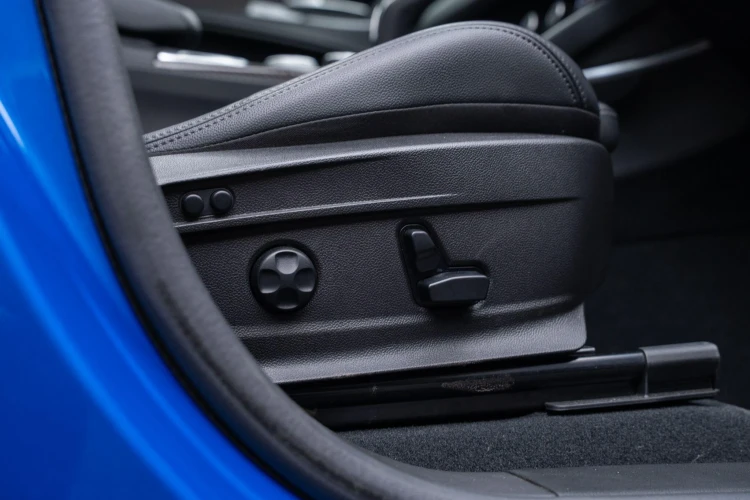 Vehicle Image 31