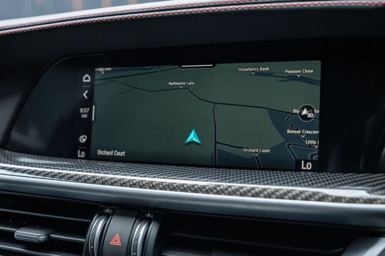 Vehicle Image 15