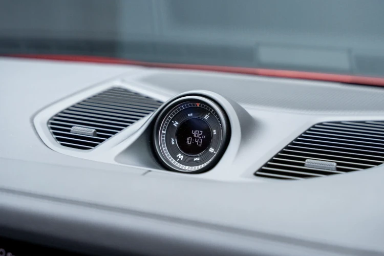 Vehicle Image 12
