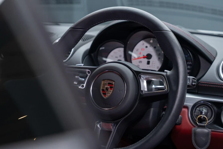 Vehicle Image 15