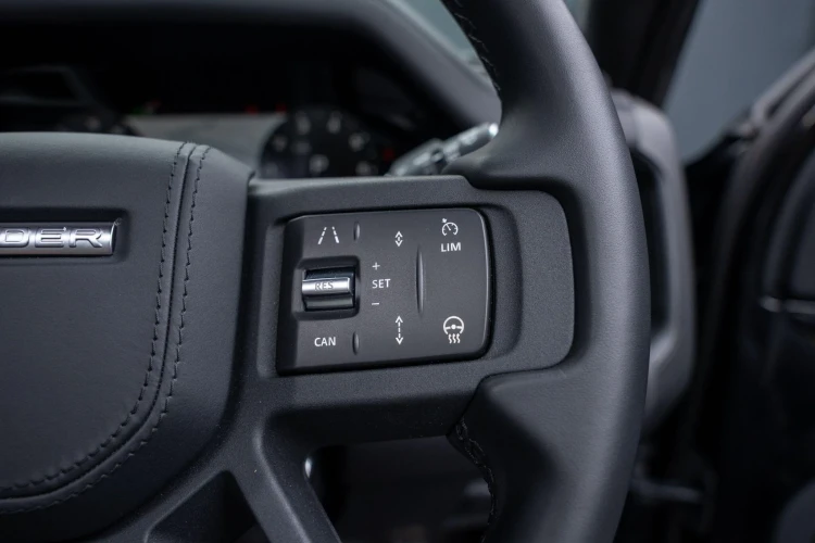 Vehicle Image 24