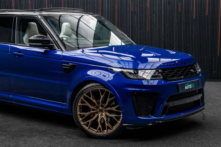 Vehicle Image 9