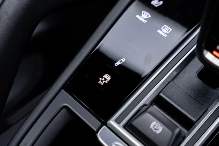 Vehicle Image 37
