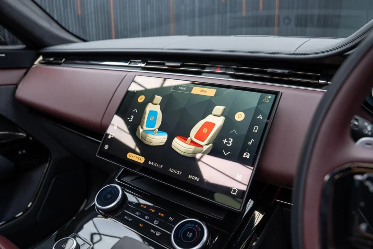 Vehicle Image 36